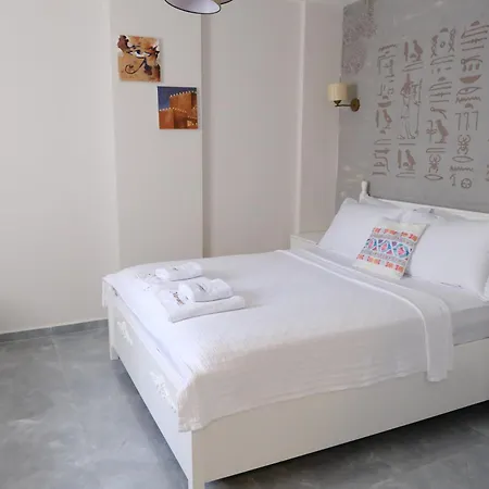 Marrakesh Alacati Otel *
